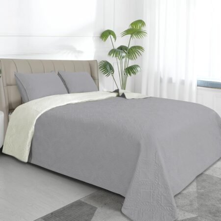Easy-Going Full/Queen Size Reversible Quilt Set with 1 Quilt and 2 Pillow Shams, Soft Bed Quilt Cover, Water Resistant Lightweight Microfiber Bedspread, Stain Resistant, Olive Leaf-Light Gray/Ivory